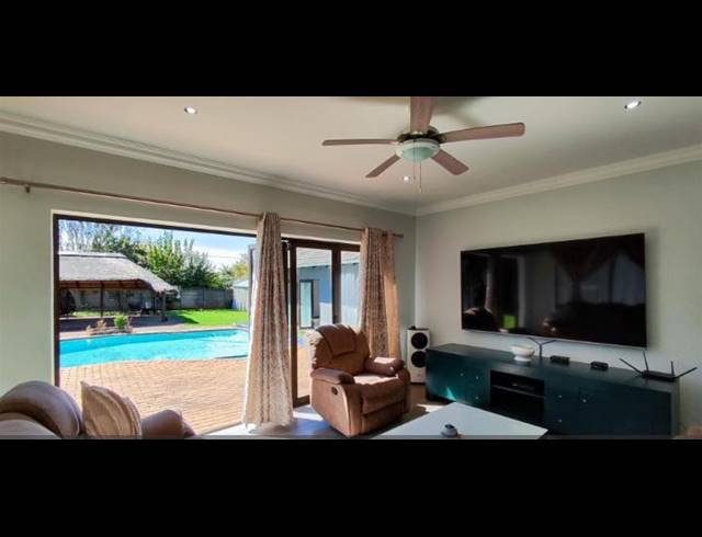 4 BEDROOM HOUSE FOR SALE IN ATLASVILLE